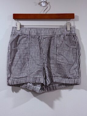 Old Navy Womens White and Charcoal Striped High-Rise Elastic Band Shorts Size XS